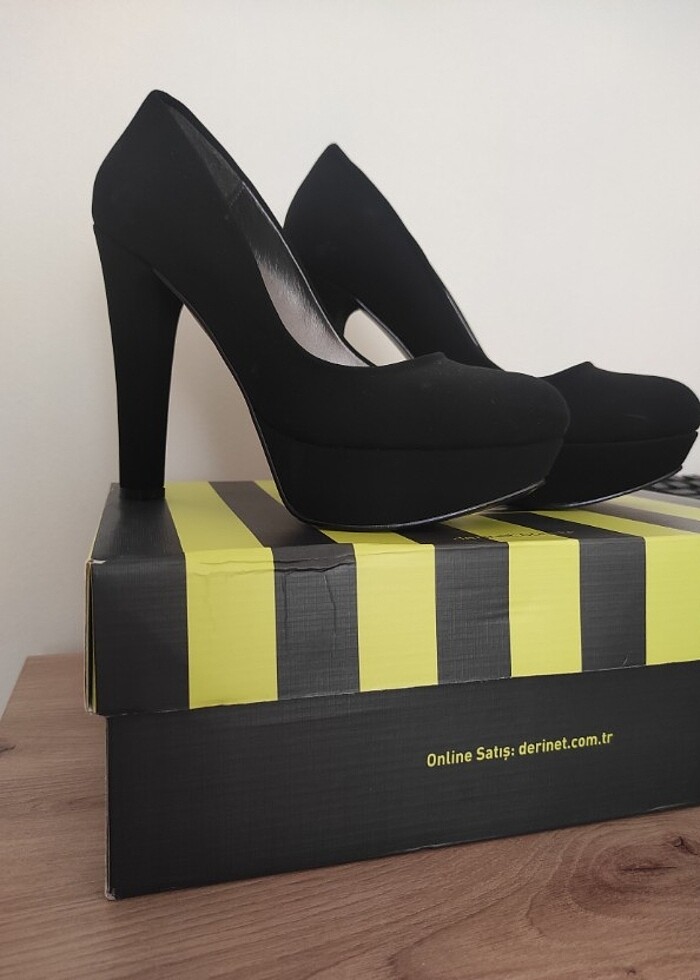 Topuklu ayakkabı - Görsel 4