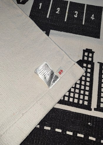 Siyah Beyaz Çocuk Kilimi Şehir Desenli - Görsel 2