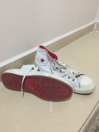 Beyaz deri converse 