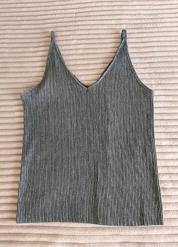 Gri Simli askılı bluz - Görsel 5