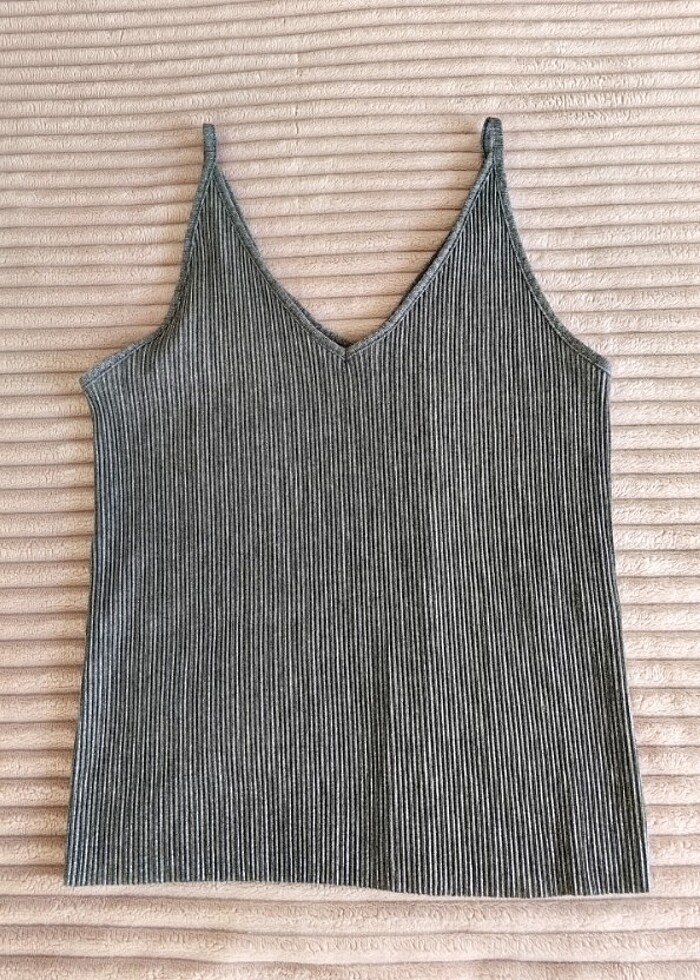 Gri Simli askılı bluz - Görsel 5