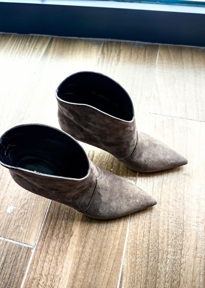 Saint Laurent Topuklu bot - Görsel 3