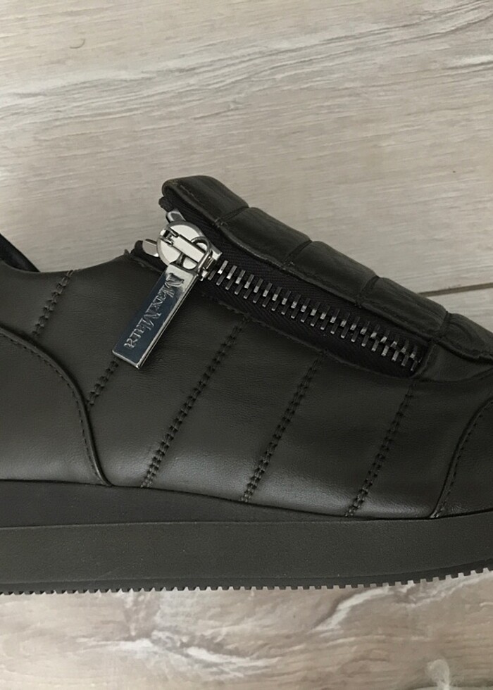 Marka ayakkabı - Görsel 3