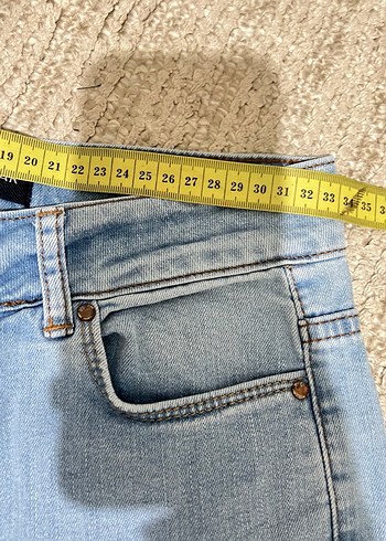 Kadın Açık Mavi Midi Denim Jean Pantolon - Görsel 2