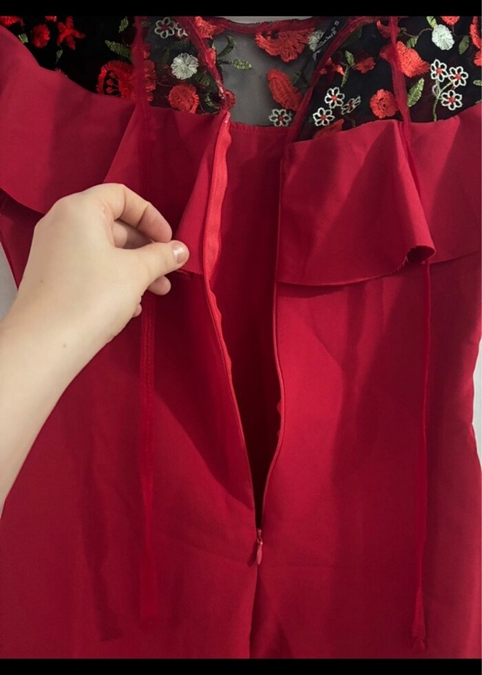 Kırmızı abiye - Görsel 5