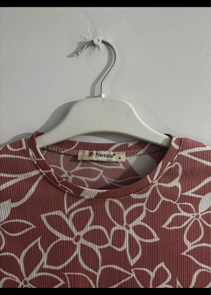 Pembe tesettür elbise - Görsel 2