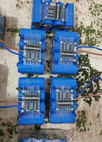 Diğer Akulu araba ve elektrikli motorlariniza lityum aku yapilir