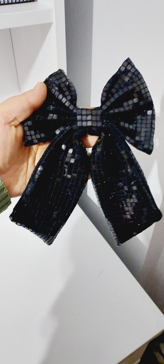 Siyah Parlak Fiyonk Kadın Saç Aksesuarı - Görsel 2