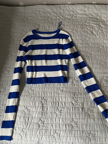 Pull&Bear crop triko kazak