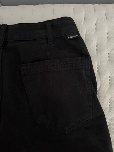 32 Beden siyah Renk Pull&Bear 32 Beden Kargo pantolon