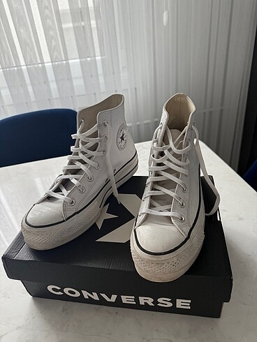 Beyaz Deri Converse Kalın Taban