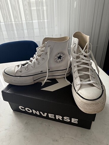 Converse Beyaz Deri Converse Kalın Taban