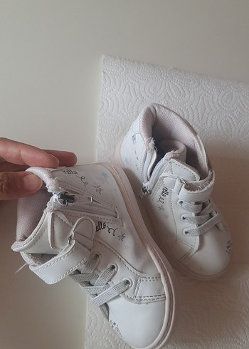 Kız Çocuk Beyaz Cırtcırtlı Spor Ayakkabı - Görsel 5