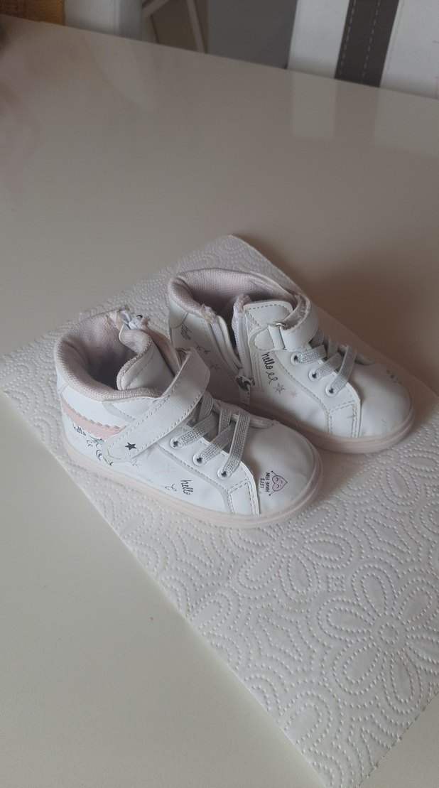 Kız Çocuk Beyaz Cırtcırtlı Spor Ayakkabı - Görsel 2