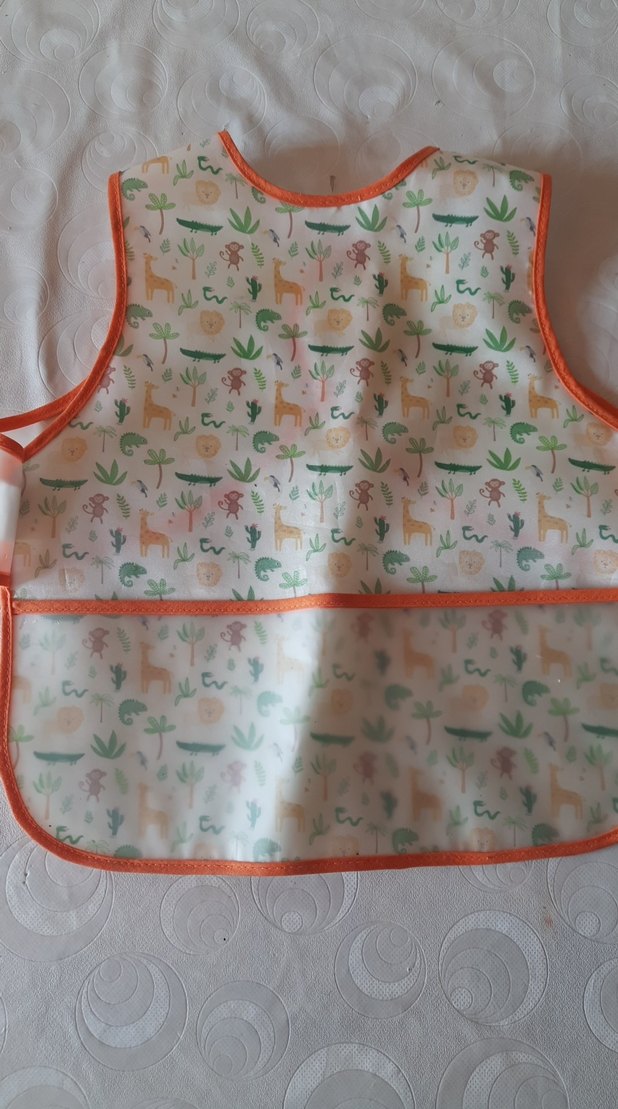 Renkli Desenli Bebek Önlüğü - Görsel 2