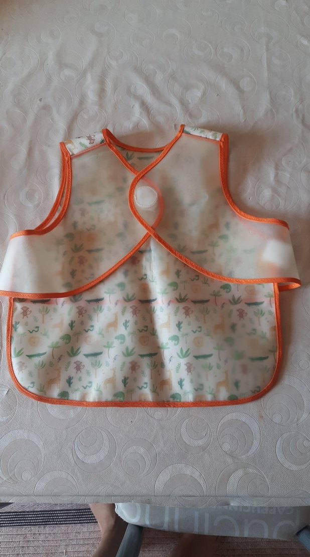 Renkli Desenli Bebek Önlüğü - Görsel 3