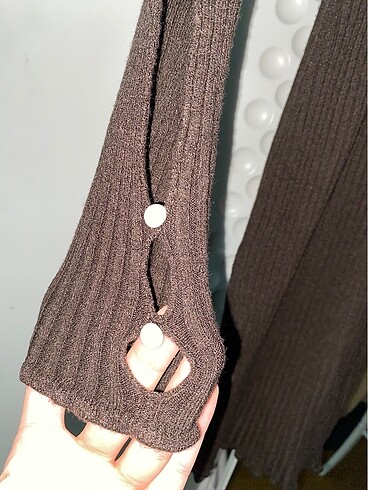 Kahverengi Triko Mini Elbise Kol Detaylı - Görsel 4