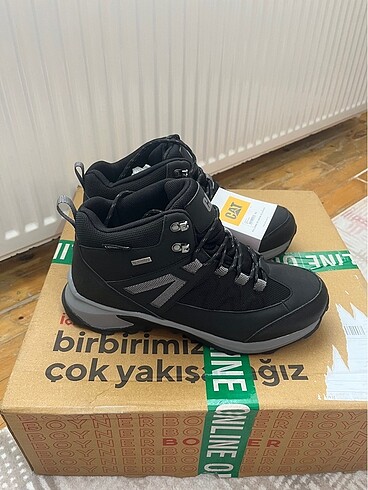 43 Beden Cat Orjinal Deri Outdoor Bot