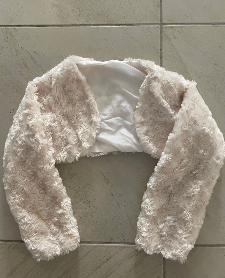 Kız Çocuk Bej Kürk Detaylı Uzun Kollu Bolero - Görsel 3