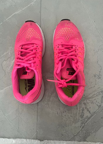 38 Beden Pembe Nike Spor Ayakkabı