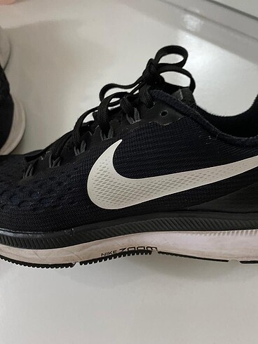 36 Beden siyah Renk Nike orjınal ayakkabı