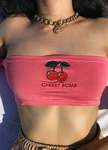 cherry bomb pembe crop 