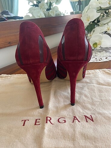 Tergan Tergan 0 deri stiletto