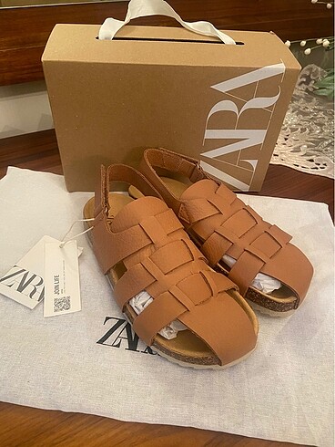 32 Beden camel Renk Zara 0 deri sandalet