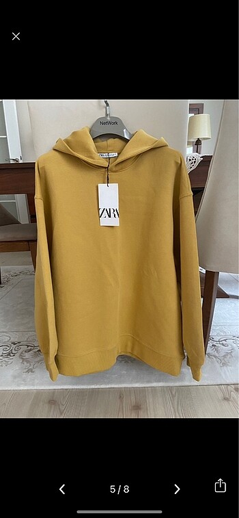 Zara sweatshirt