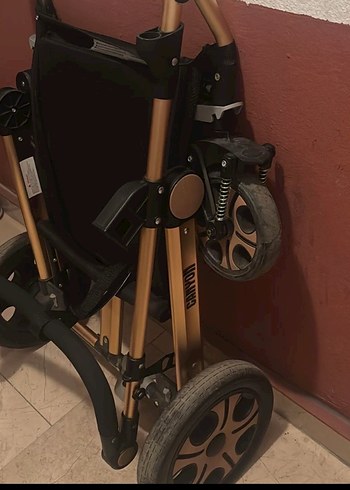 Siyah Bebek Arabası - Görsel 3