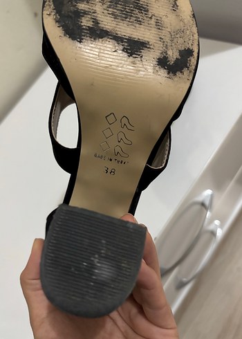 38 Beden Siyah Süet Tokalı Stiletto Topuklu Kadın Ayakkabı