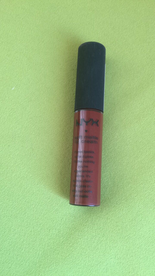 NYX nyx mat likit ruj