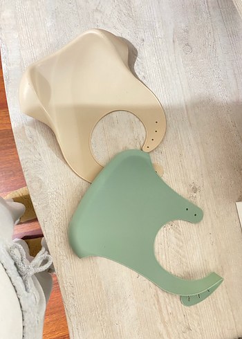 Diğer Pastel Bej Bebek Mama Önlüğü