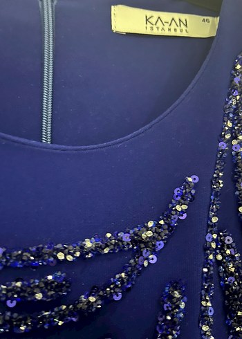 Mavi Nakışlı Uzun Drapeli Kadın Elbise - Görsel 4