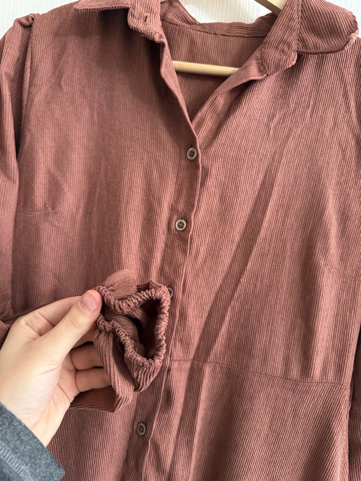 Düğmeli Uzun kadife Kadın Elbise - Görsel 4