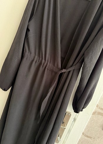 Siyah V Yaka Uzun Kollu abaya - Görsel 3