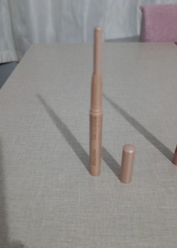 Bej Renkli Kapatıcı ve Aydınlatıcı Kalem - Görsel 2