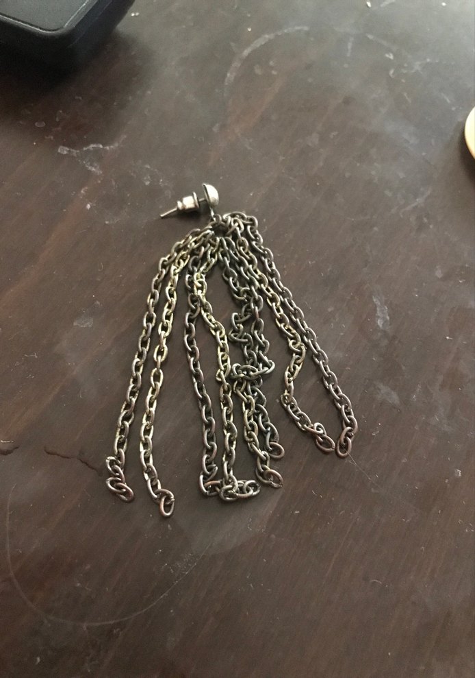 Zincir Detaylı Kadın El Zinciri tasarım tekli küpe - Görsel 2