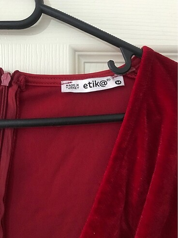 Kırmızı kadife elbise - Görsel 4