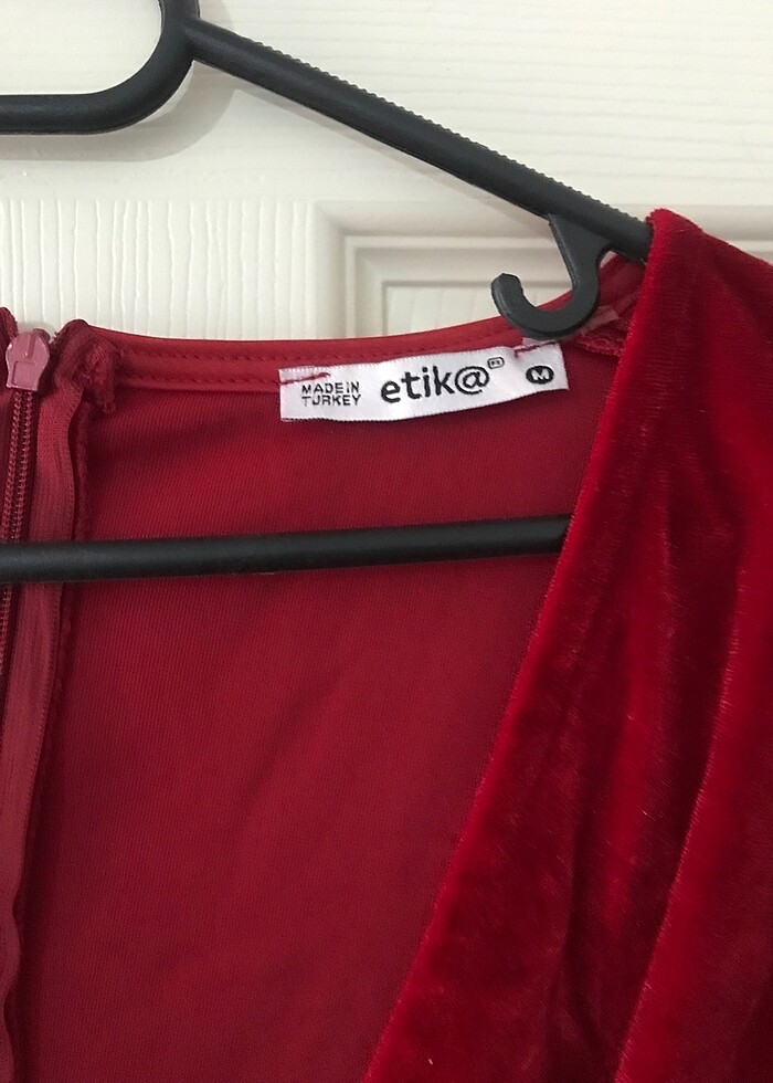 Kırmızı kadife elbise - Görsel 4