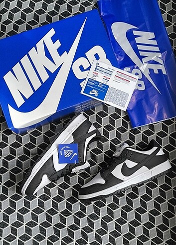 42 Beden siyah Renk ***NİKE*** DUNK LOW PANDA SİYAH-BEYAZ UNİSEX SNEAKER