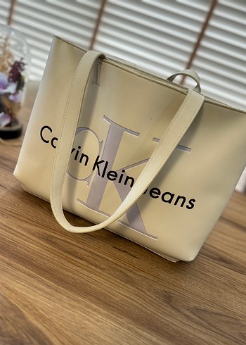 Bej Deri Kadın kol Çantası