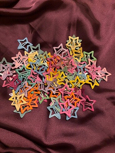 Renkli yıldız tokalar