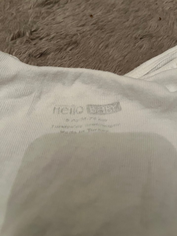 Beyaz Çocuk Atlet - Görsel 3