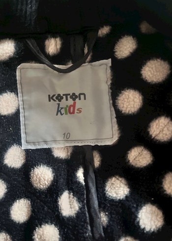 Düğmeli ve fermuarlı  Siyah içi polar puantiyeli mevsimlik mont - Görsel 2