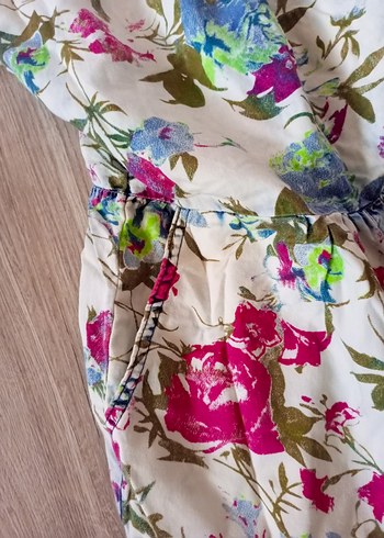 Çiçek Desenli Askılı Tulum - Görsel 5