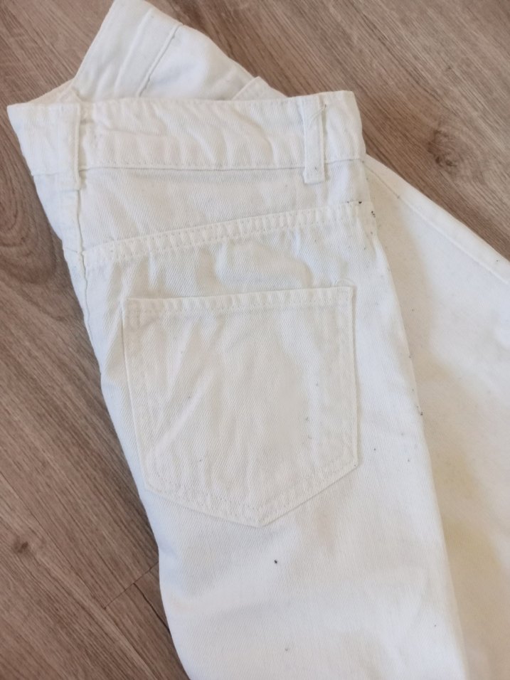 Beyaz Pamuklu Rahat Kesim Kadın Pantolon - Görsel 4