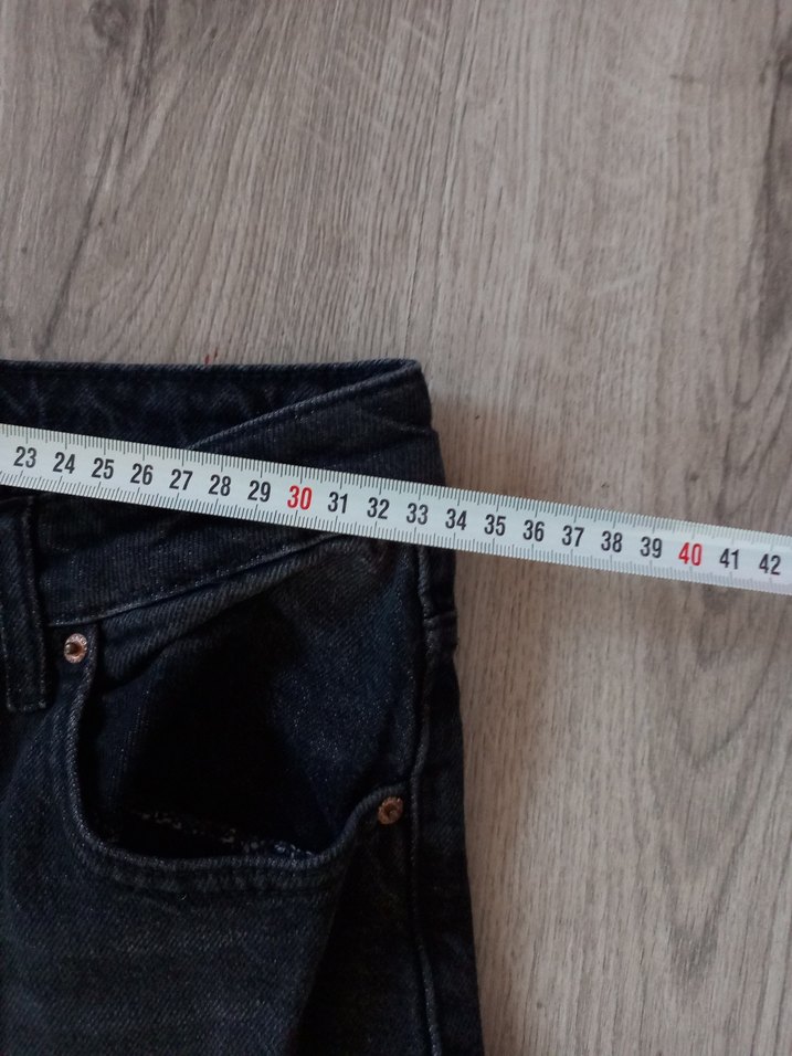 Gri Düğmeli Bol Kesim Kadın Jean - Görsel 3