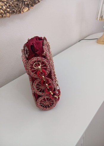 Beden Halkalı Zincir Detaylı Kırmızı Örgü Çanta