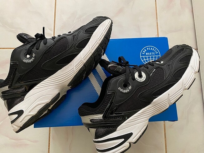 Adidas astir ayakkabı